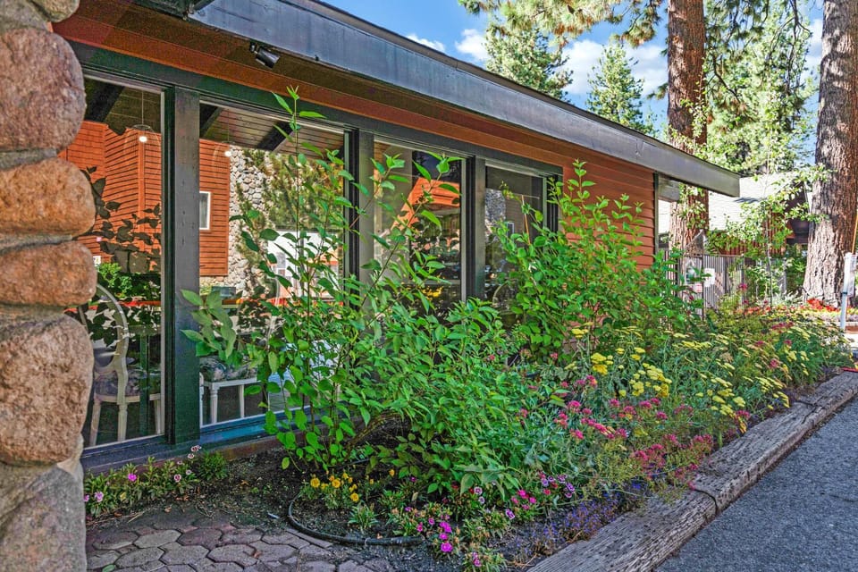 Property building, Garden