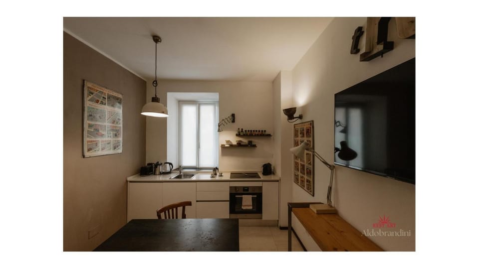 TV and multimedia, Kitchen or kitchenette, Dining area