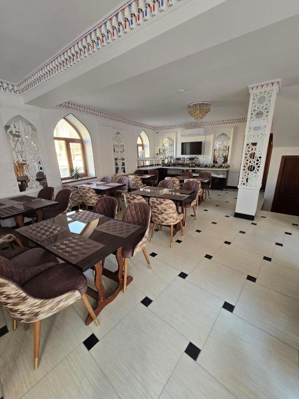 Seating area, Breakfast