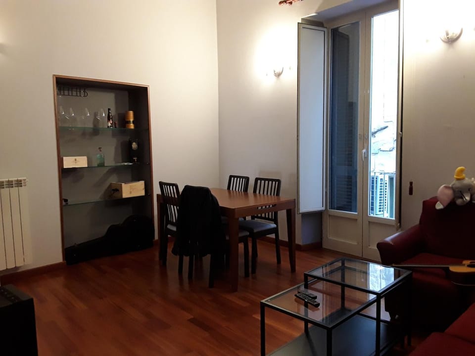 Communal lounge/ TV room, Living room