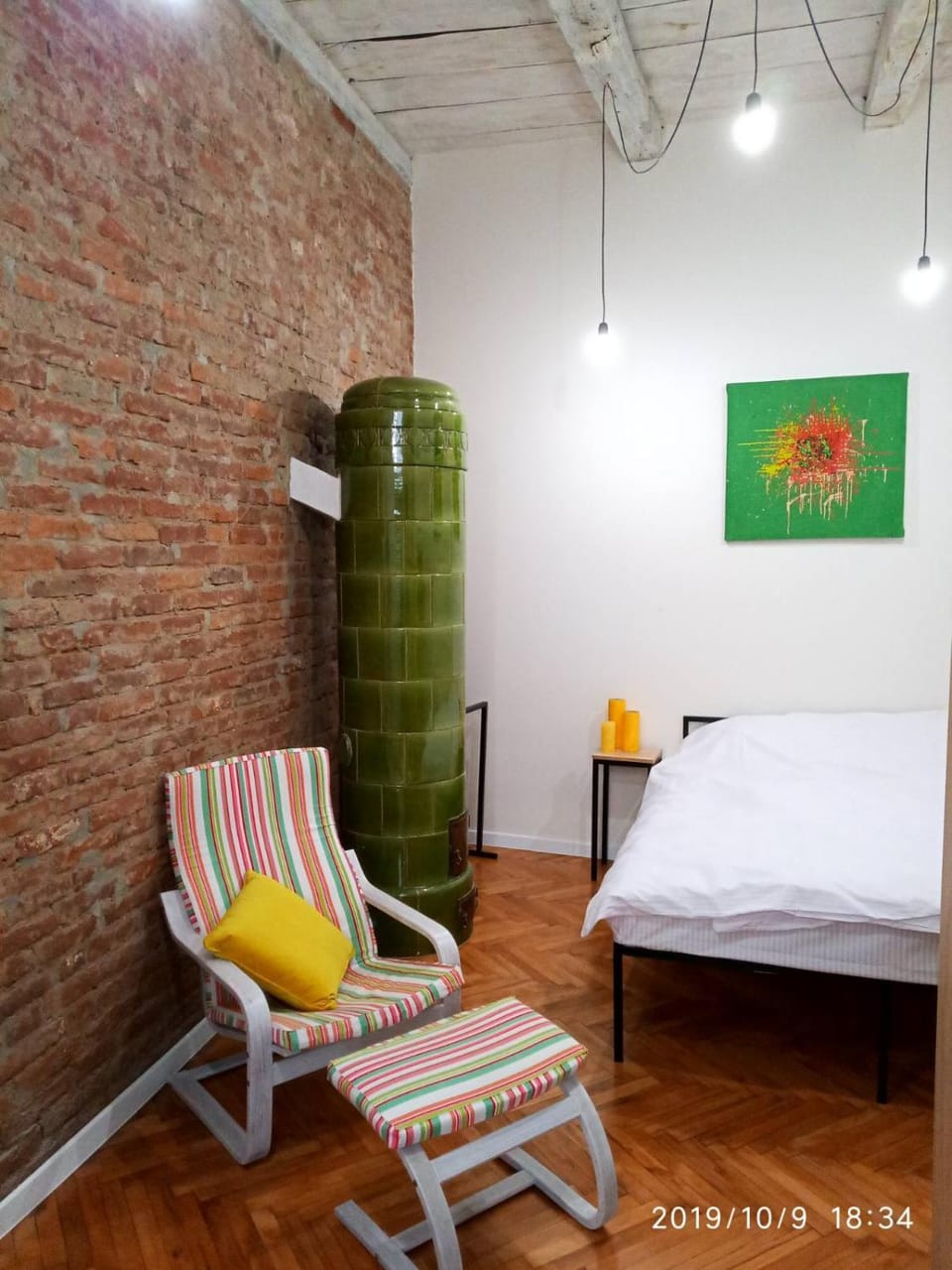 Photo of the whole room