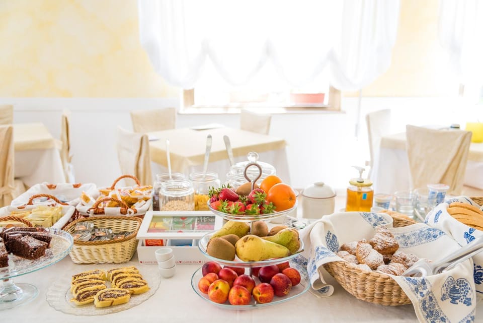 Buffet breakfast