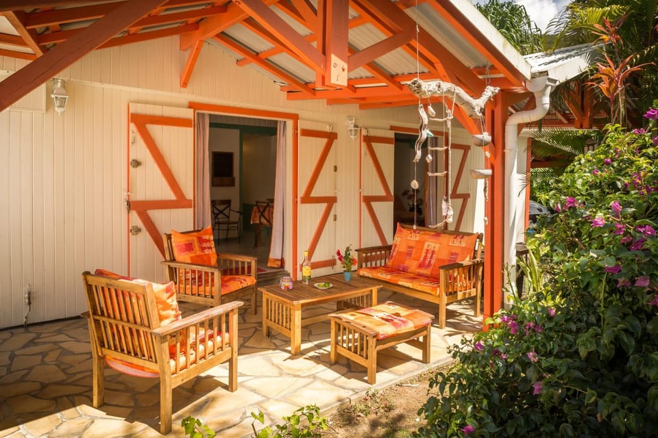 Patio, Facade/entrance, Seating area