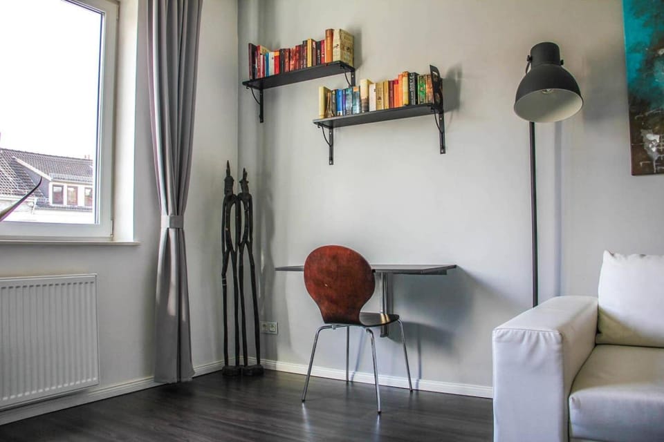 Library, Living room, Seating area