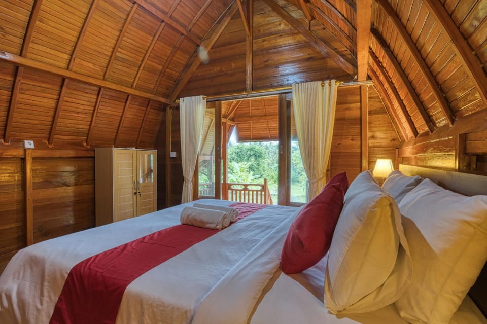 View (from property/room), Photo of the whole room, Bedroom