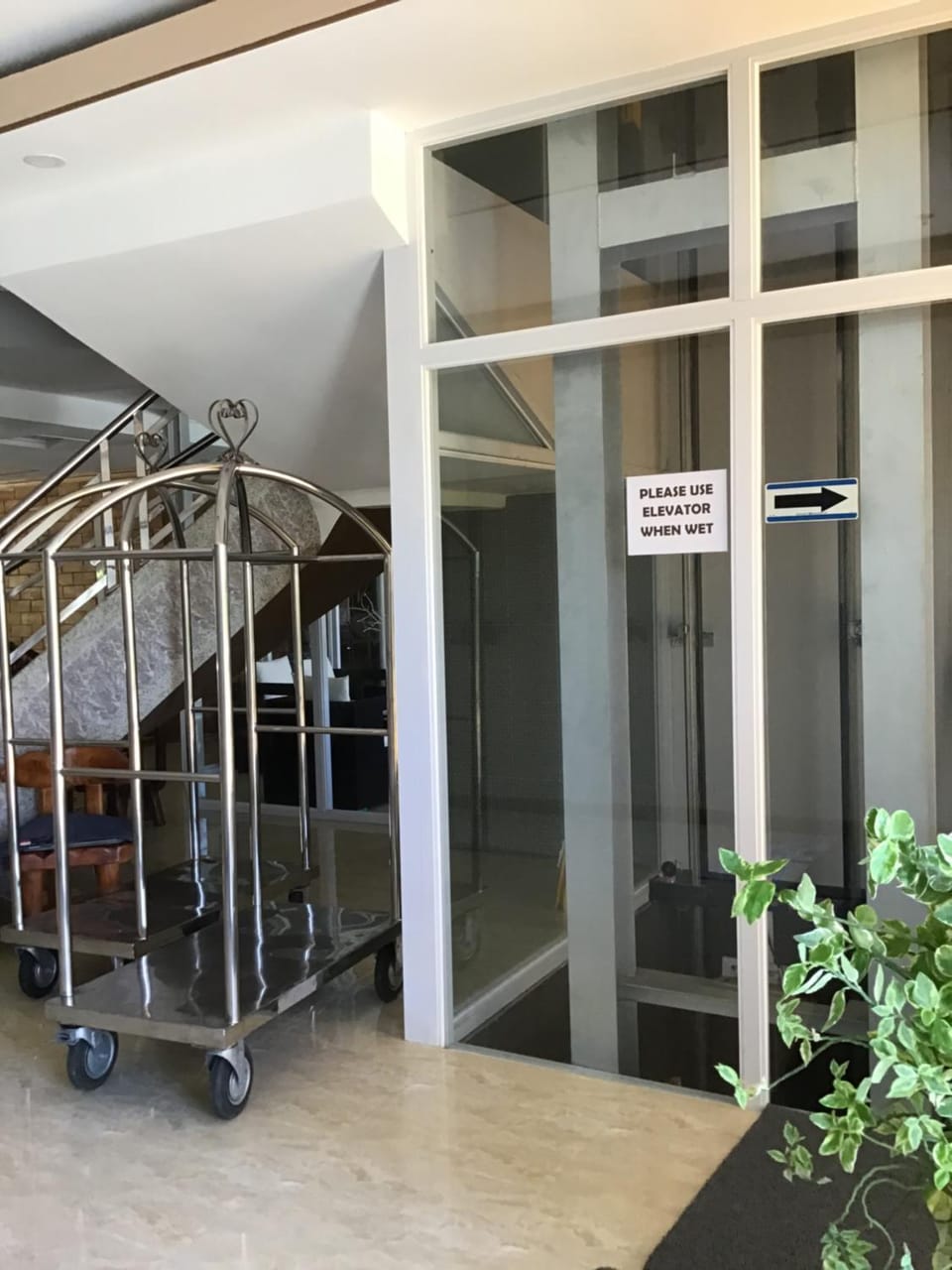 EM Royalle Hotel & Beach Resort Hotel in San Juan