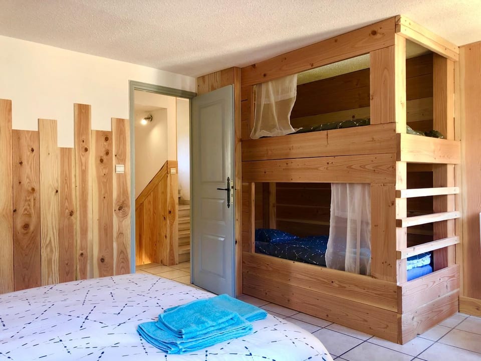 Le Coustou 22 Apartment in Catalonia