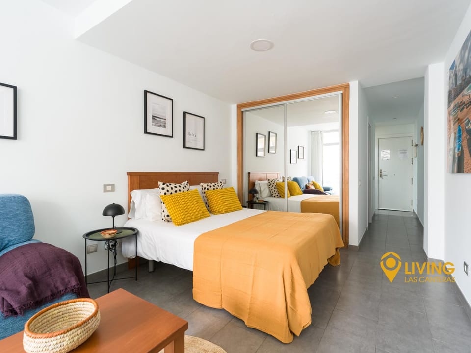 Bed, Seating area, Bedroom, wardrobe