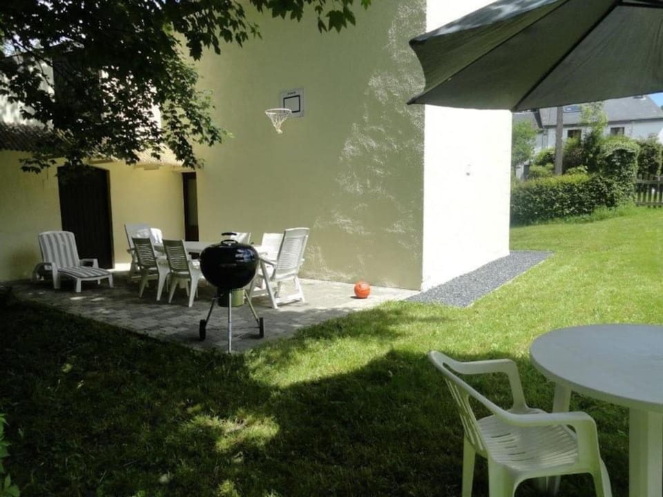 BBQ facilities, Garden, Balcony/Terrace