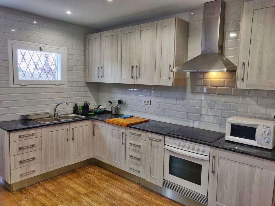 Kitchen or kitchenette, On site