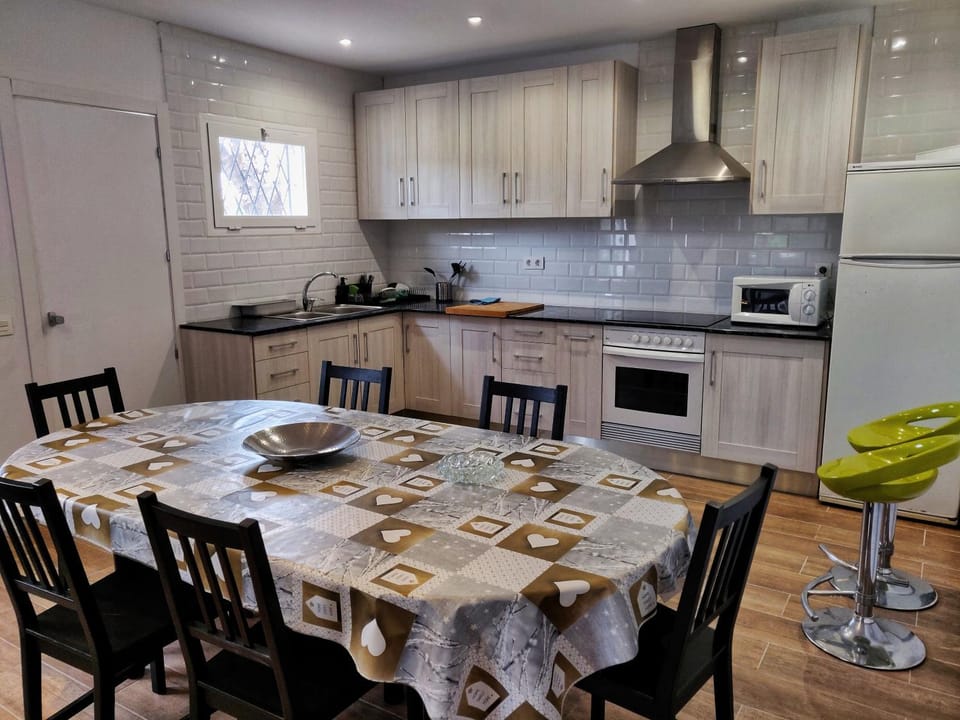 Off site, Kitchen or kitchenette