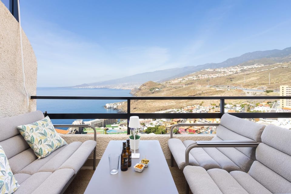 Home2Book Dreamy View Of The Bay Private Terrace Apartment in Tabaiba