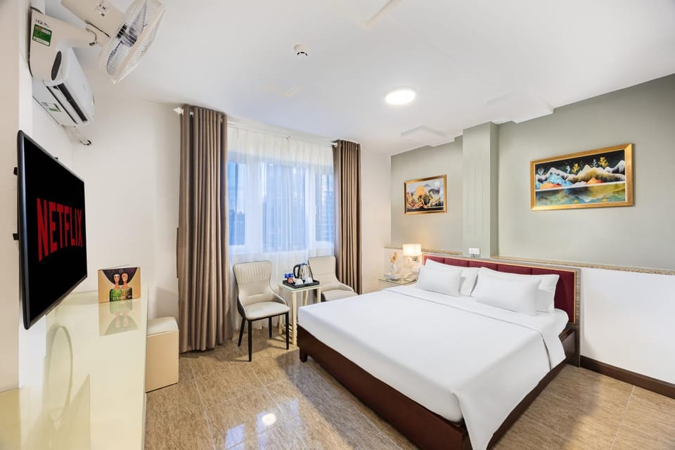 Bed, TV and multimedia, Photo of the whole room, Bedroom, air conditioner