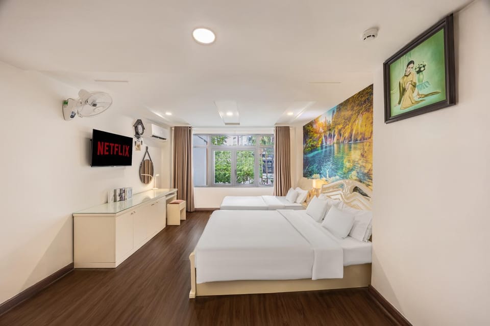 Bed, TV and multimedia, Photo of the whole room, Bedroom, air conditioner