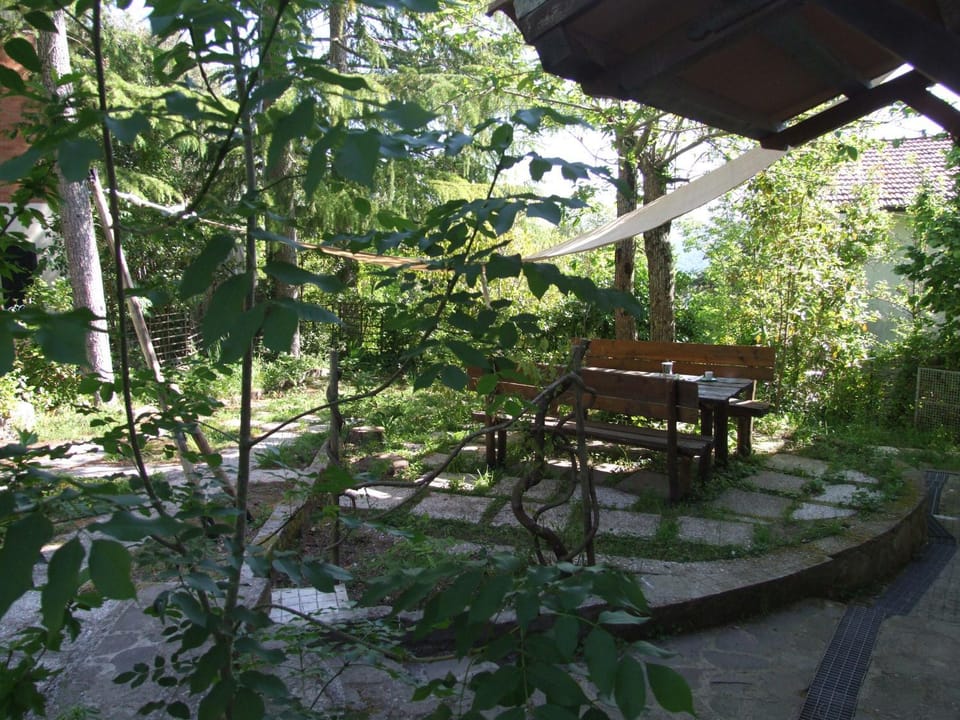 Garden, Seating area