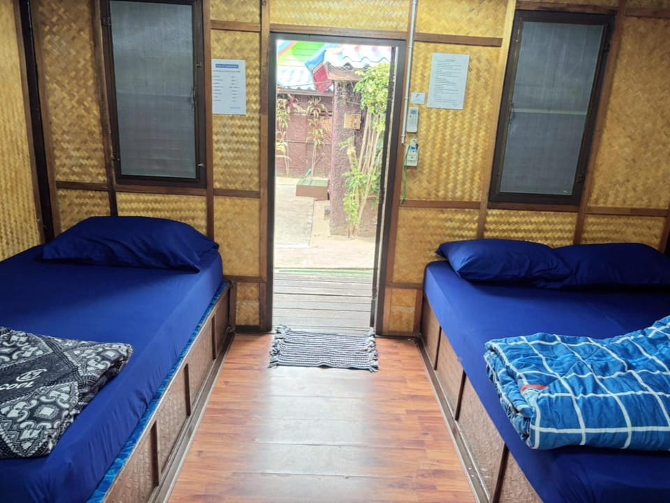 New Hut Bungalow Resort in Ko Samui