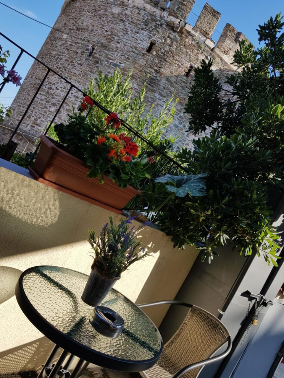 Frida's House in Old Town Thessaloniki Apartment in Thessaloniki