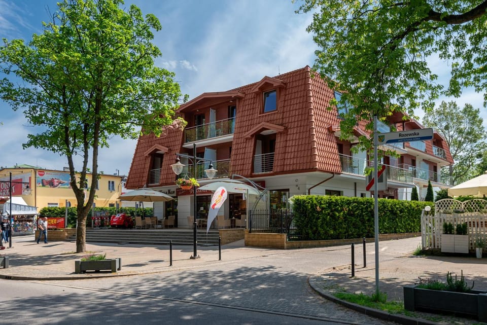 Property building, Facade/entrance, Floor plan