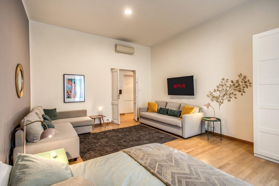 Living room, Bedroom