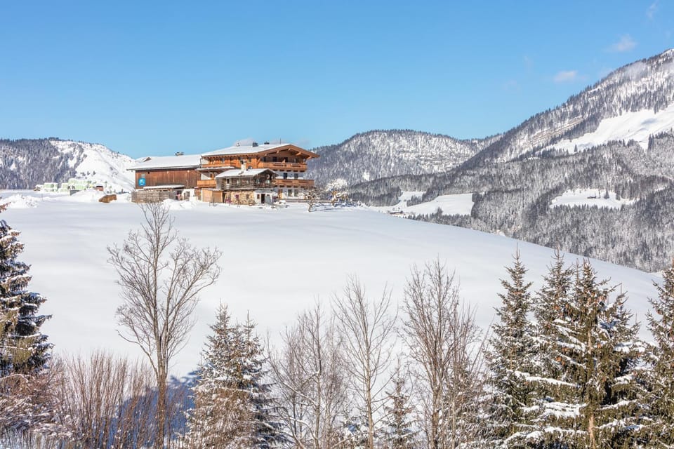 Property building, Natural landscape, Winter