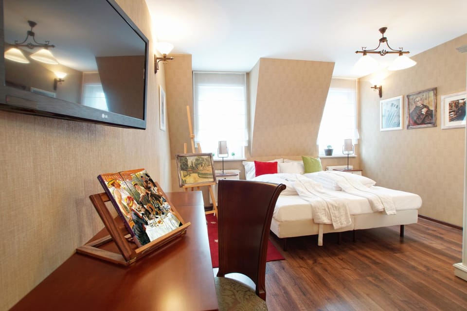 Photo of the whole room