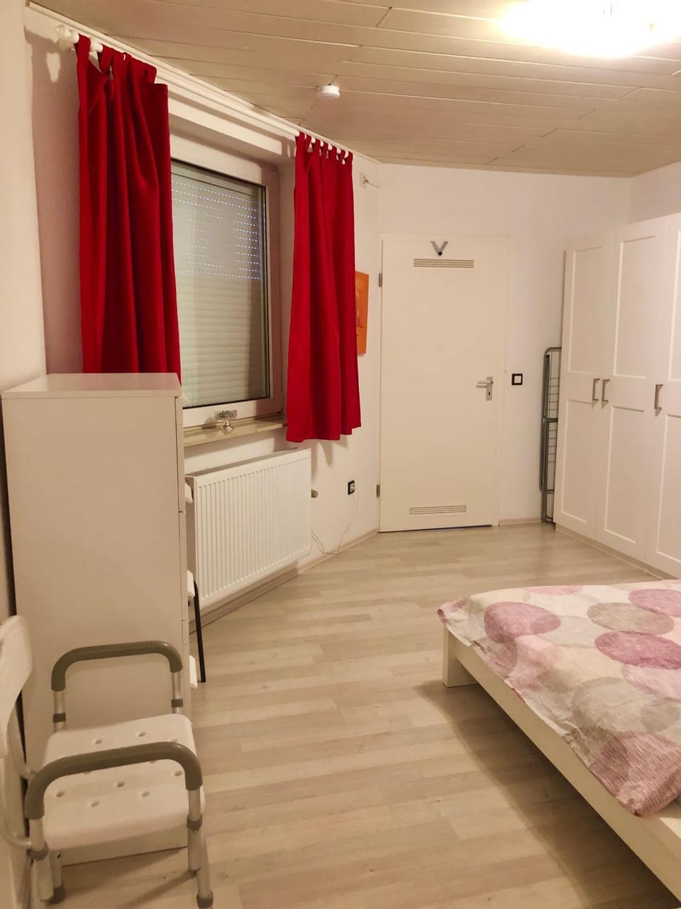 Bed, Bedroom, wardrobe