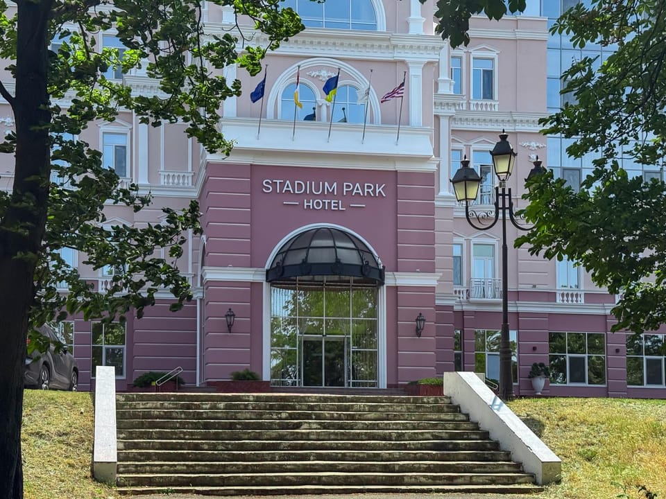Facade/entrance, Day