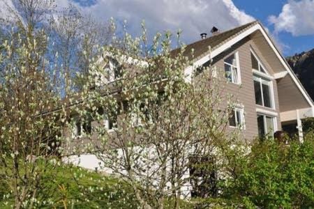 Property building, Garden