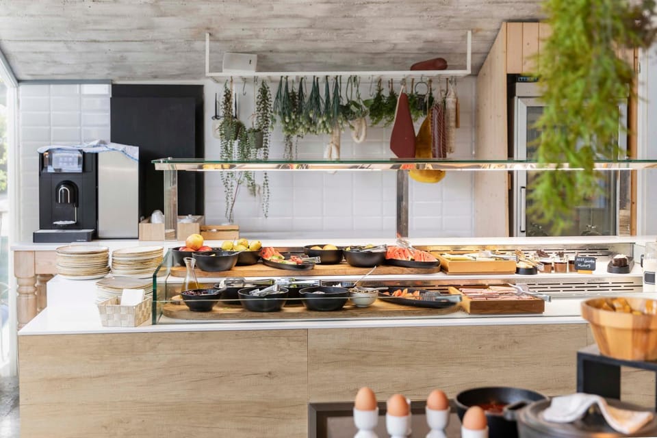 Breakfast, Buffet breakfast