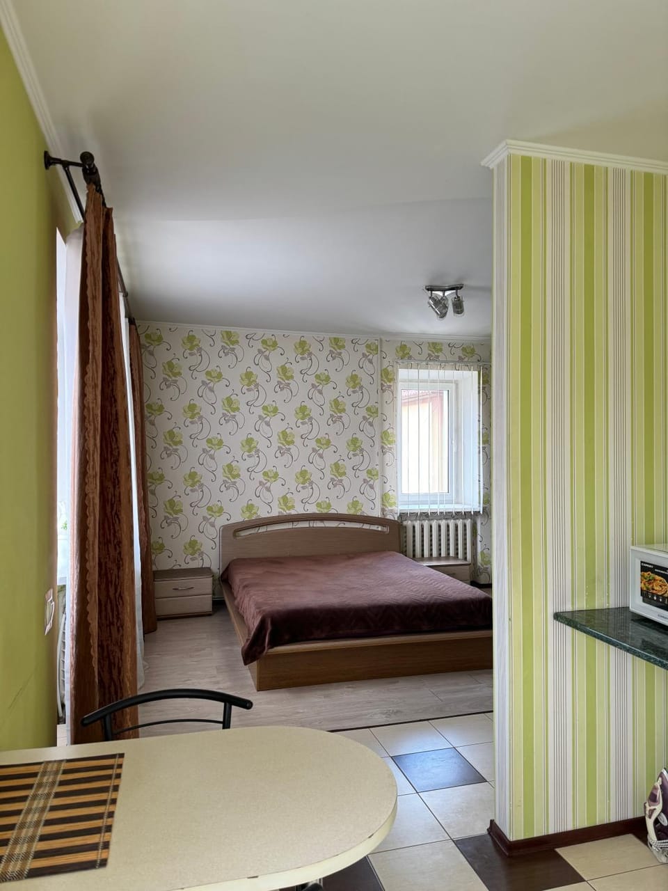 Green apartaments on Shirshova street Apartment in Ukraine