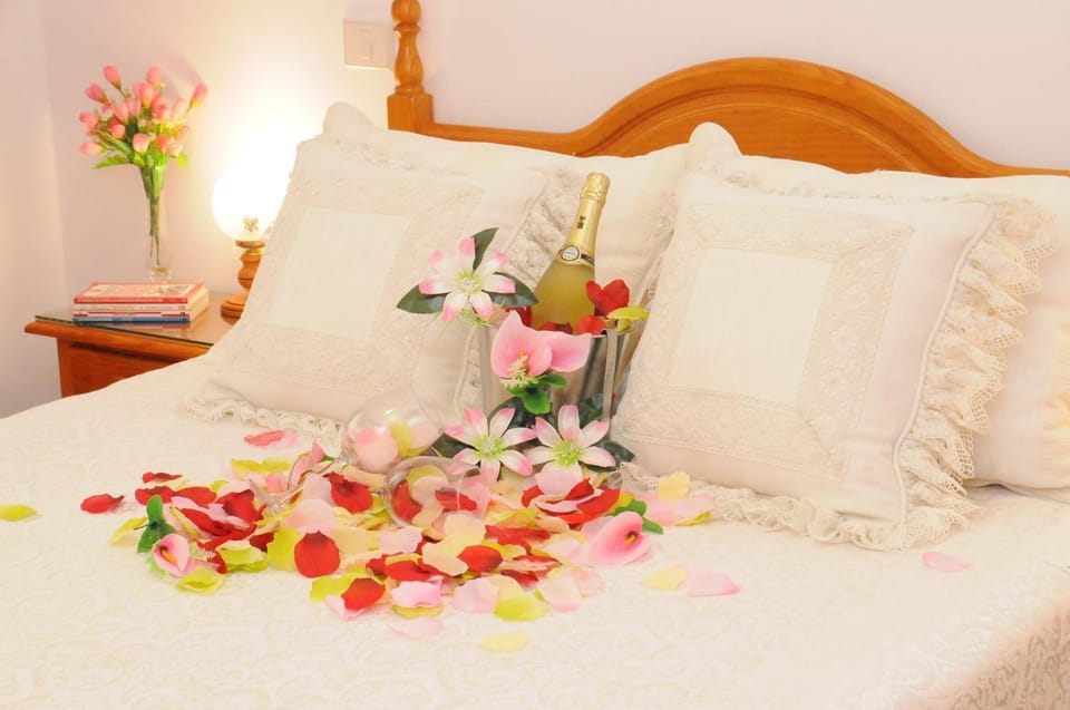 Bedroom, Sunset