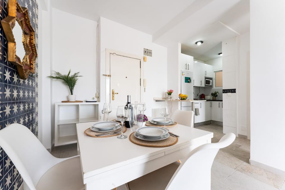 Kitchen or kitchenette, Living room, Dining area, kitchen