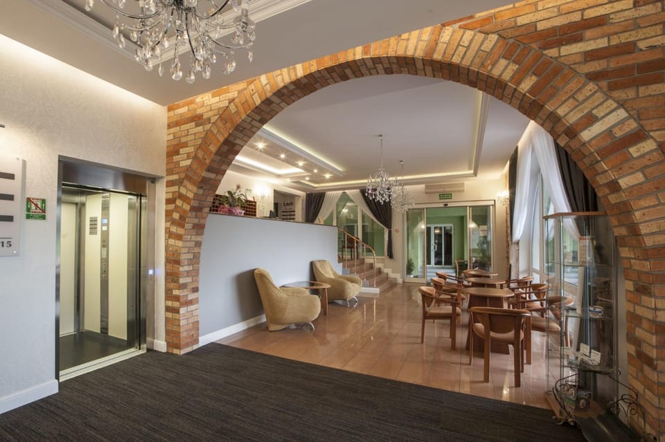 Lobby or reception, Lounge or bar