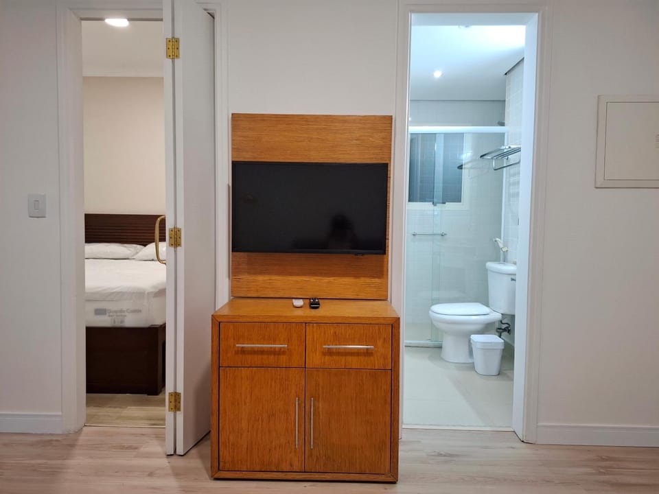 Bathroom, Photo of the whole room, Bedroom