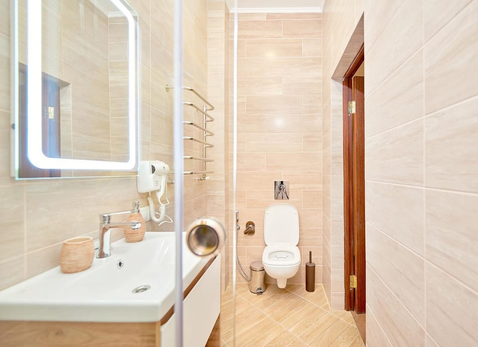 Toilet, Bathroom