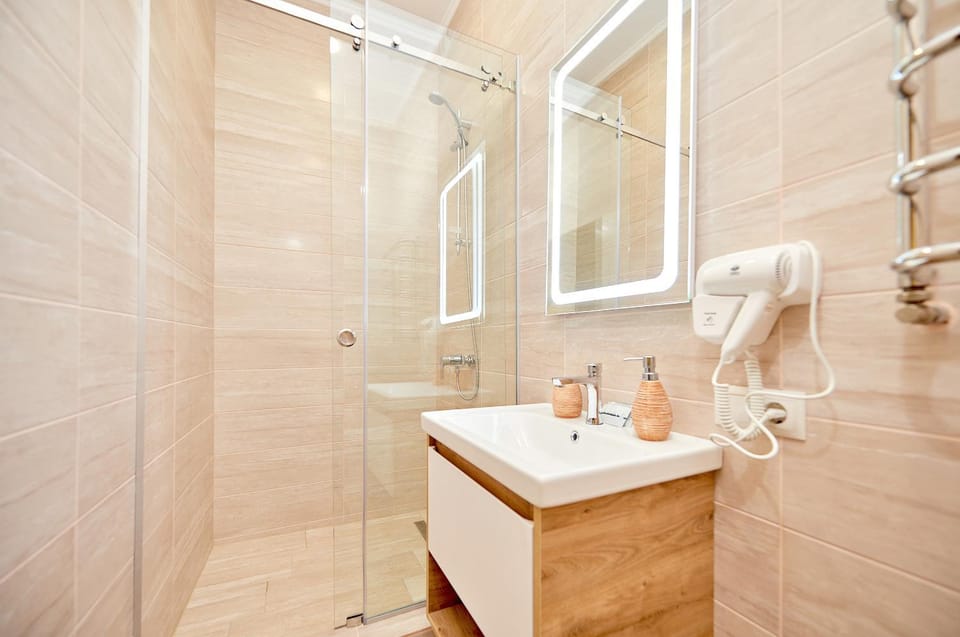 Shower, Bathroom