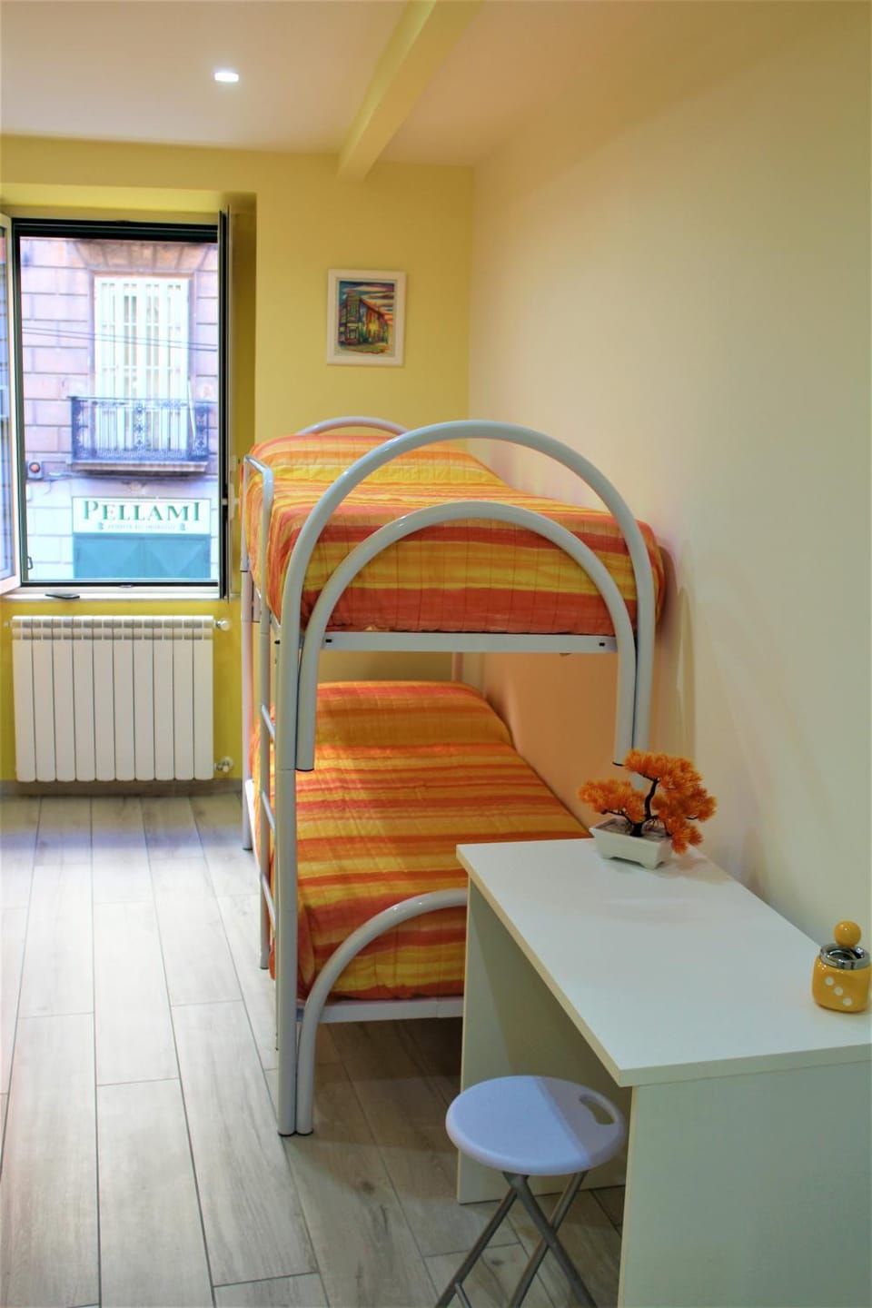 bunk bed