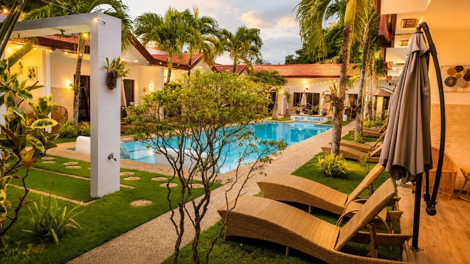Pool view, Swimming pool