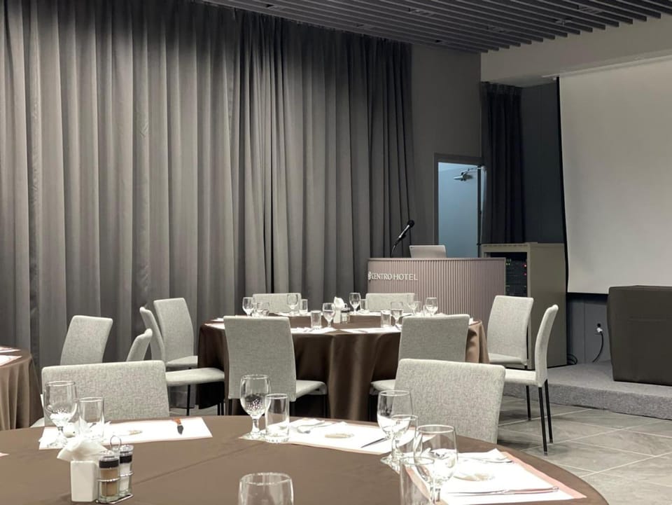 Banquet/Function facilities