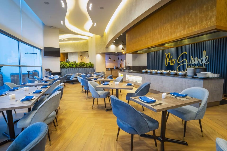 Restaurant/places to eat, Restaurant/places to eat, Food, Lunch