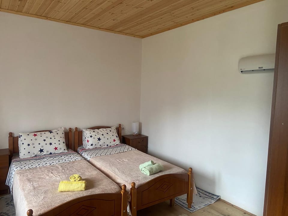 Guesthouse Freskia Bed and Breakfast in Montenegro