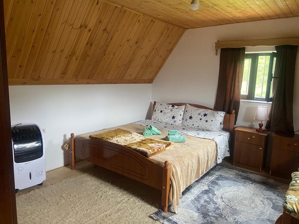 Guesthouse Freskia Bed and Breakfast in Montenegro