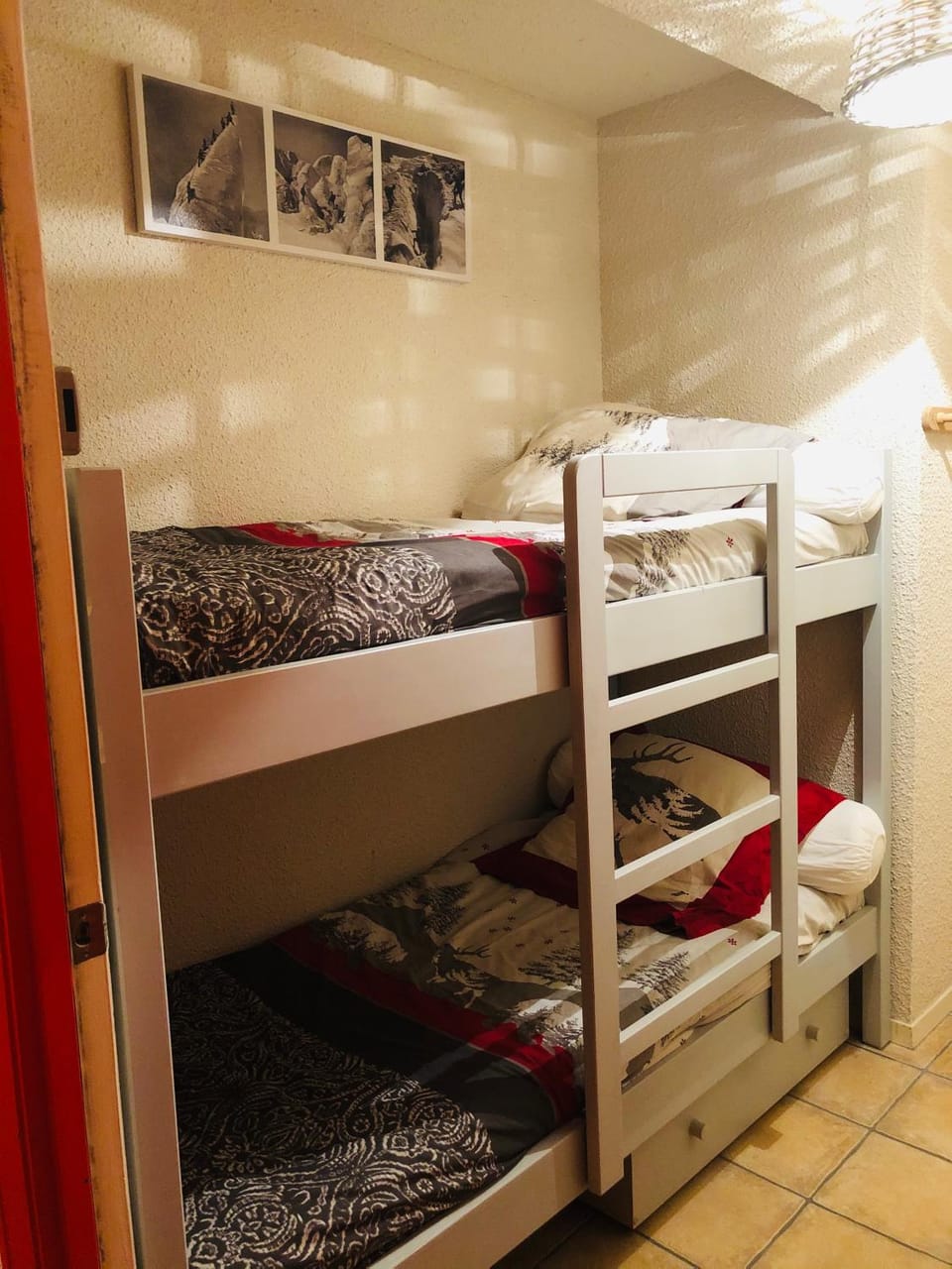 bunk bed