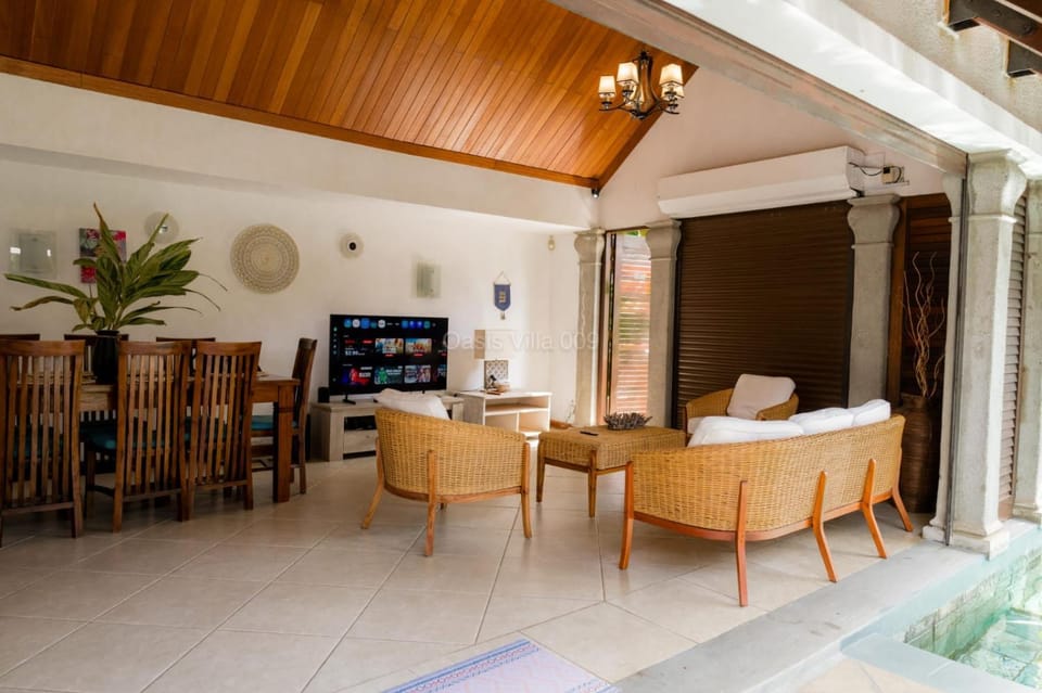 Property building, Living room