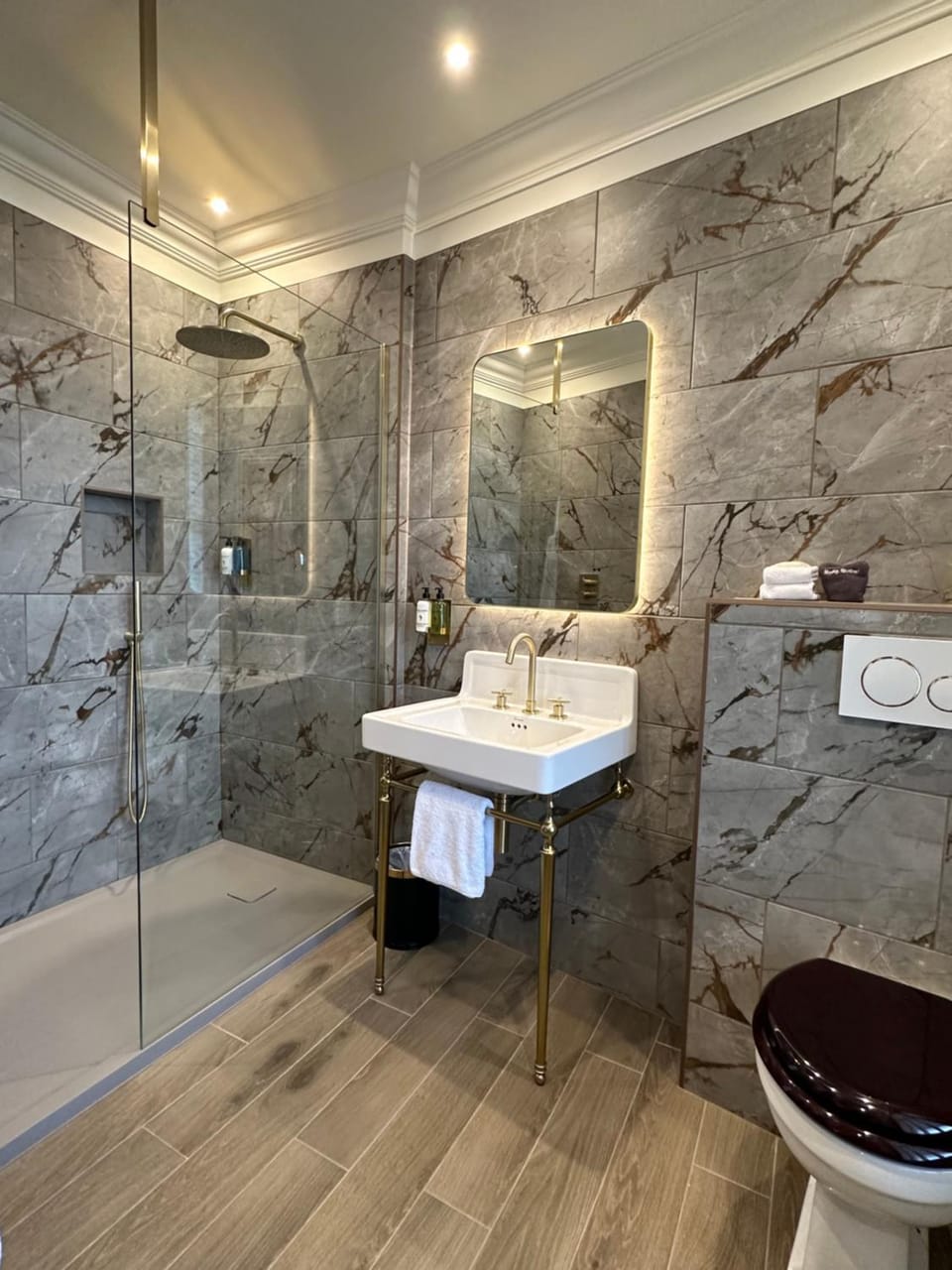 Shower, Toilet, Bathroom