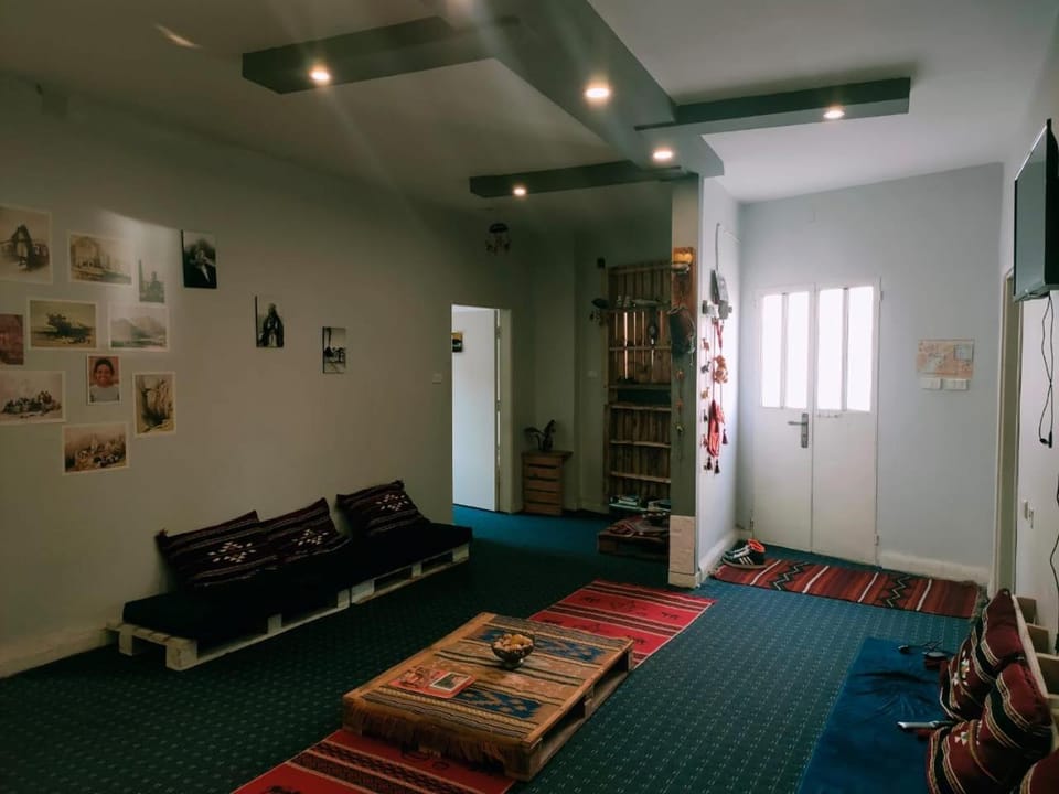 Communal lounge/ TV room