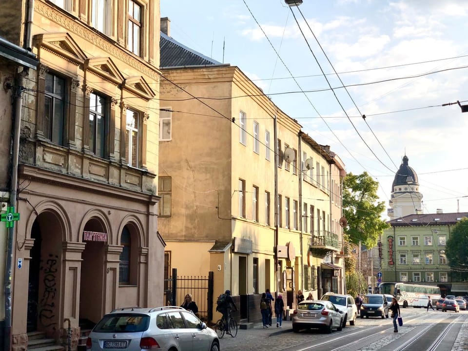 Property building, Facade/entrance