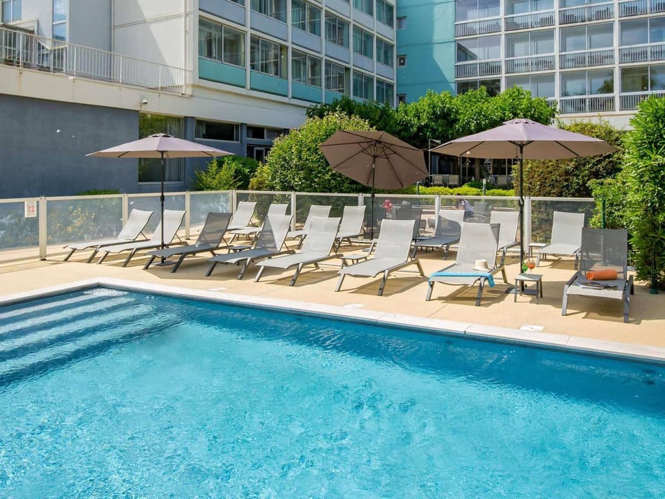 Pool view, Swimming pool