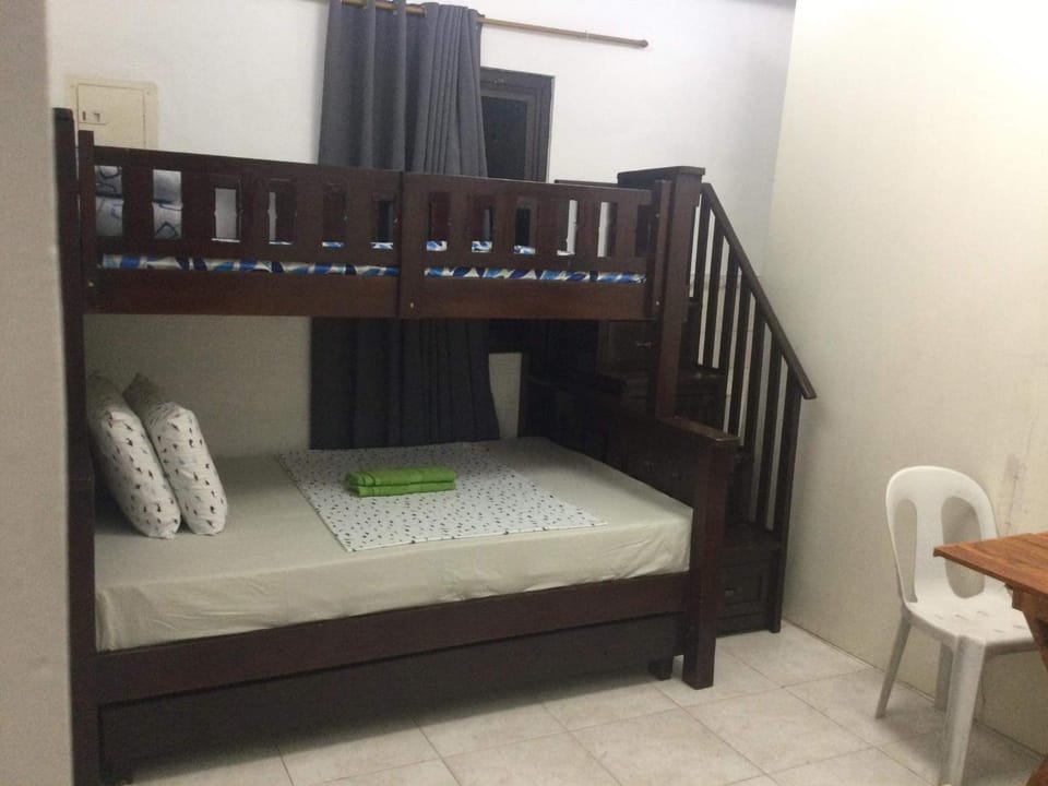 bunk bed