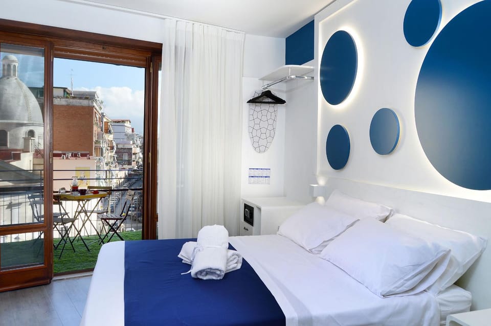 Napoli Central Station Studio Bed and Breakfast in Naples